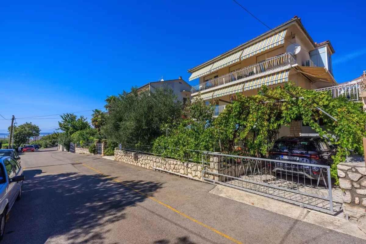 Four-Bedroom Apartment In Crikvenica II Exterior foto